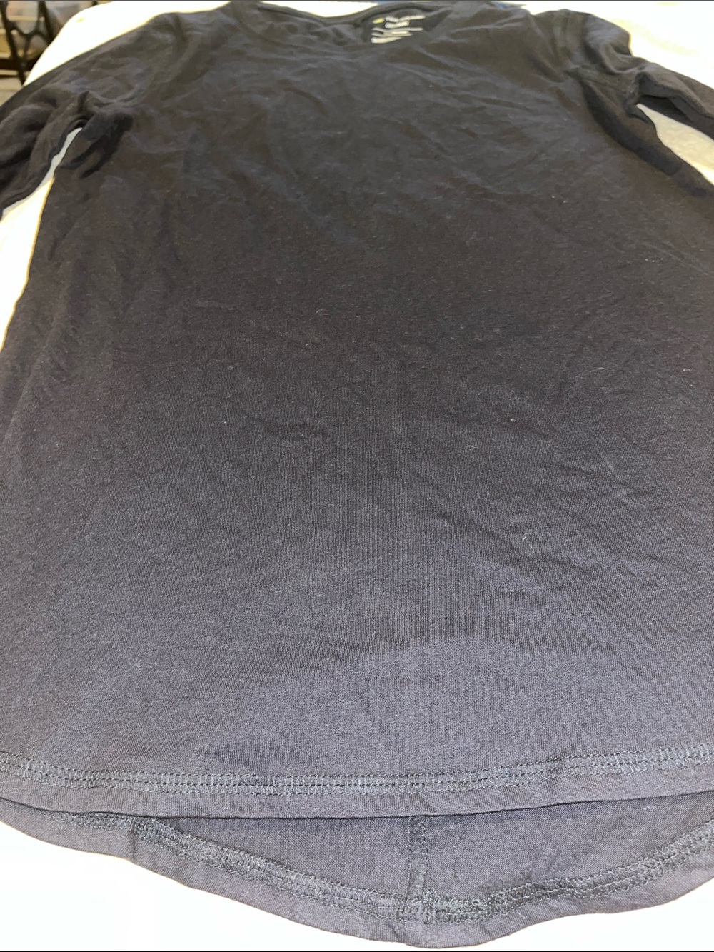 Long sleeve tee shirt